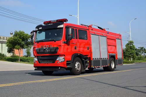 江特牌JDF5190GXFGL70/Z6型干粉水聯(lián)用消防車